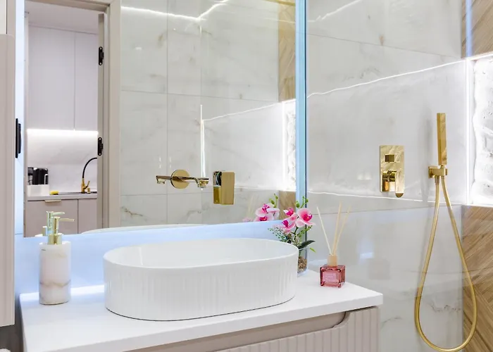 Portovo Luxury Water View Old Town * غدانسك